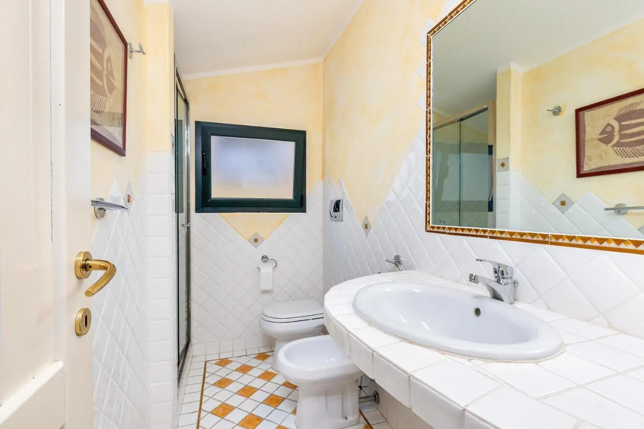 Casa Vacanze Baia Del Faro Palau Italy